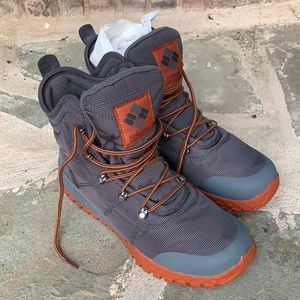 NIB Men’s Columbia Fairbanks Omni Heat Boots